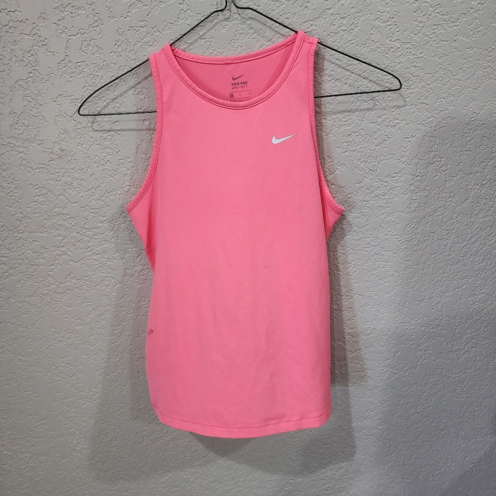 Nike round neck pink top L